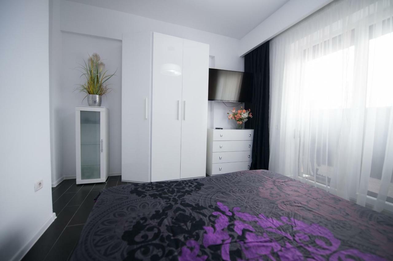 Apartel Black & White Năvodari Εξωτερικό φωτογραφία