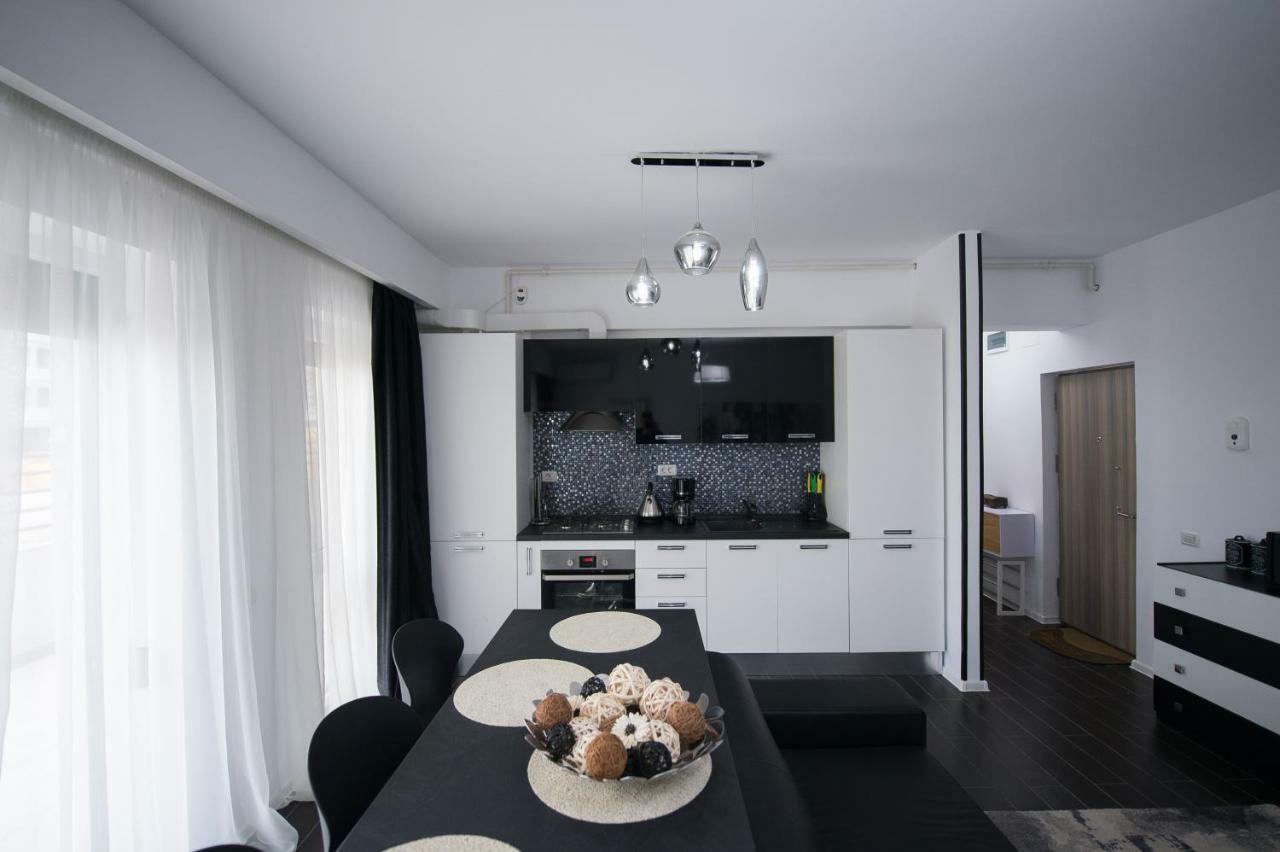 Apartel Black & White Năvodari Εξωτερικό φωτογραφία