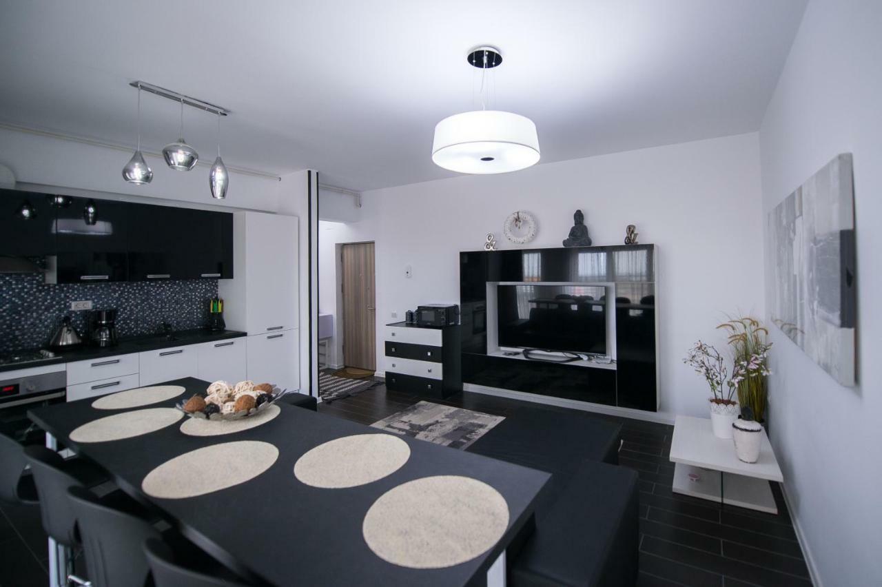 Apartel Black & White Năvodari Εξωτερικό φωτογραφία