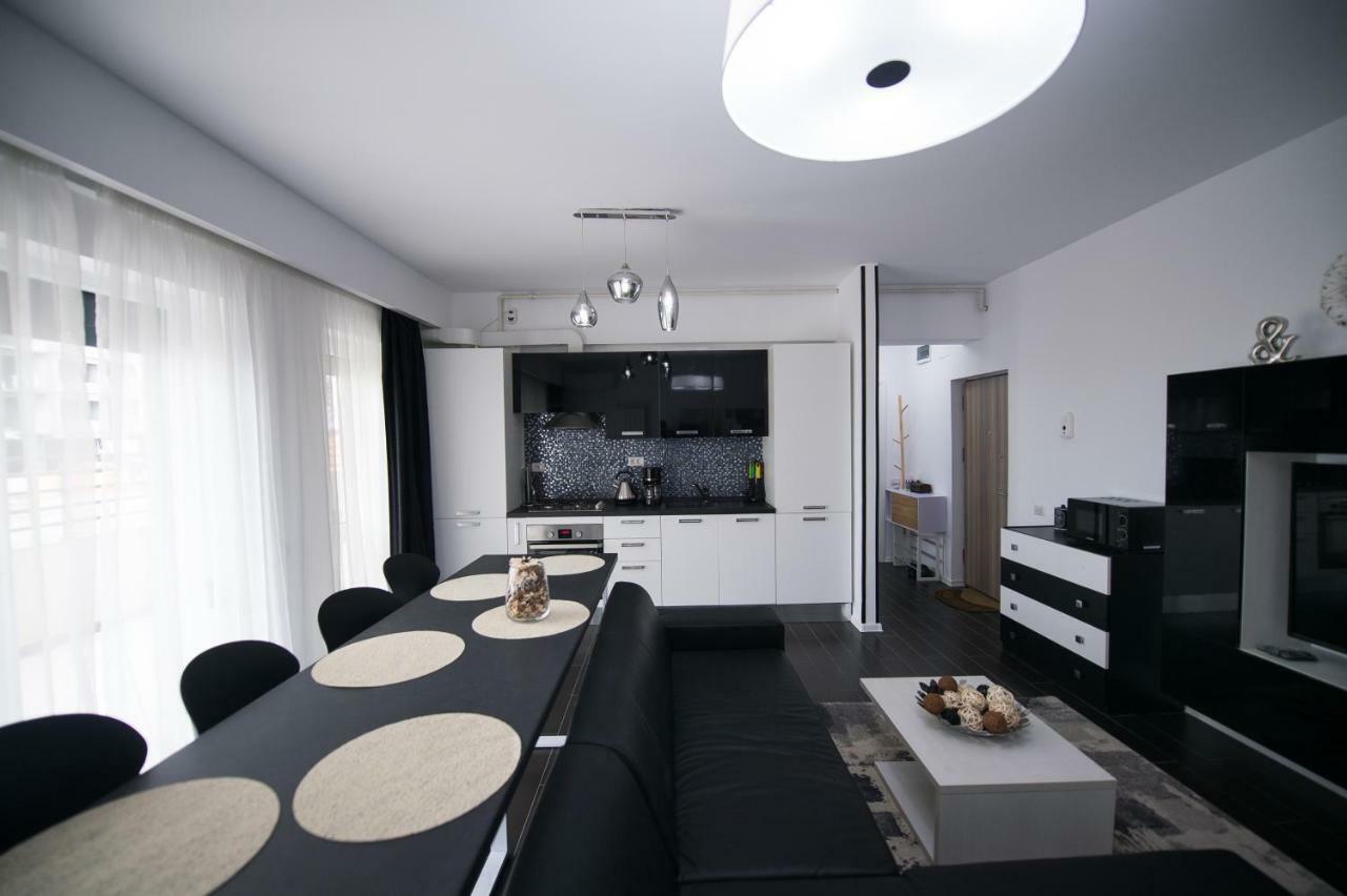 Apartel Black & White Năvodari Εξωτερικό φωτογραφία