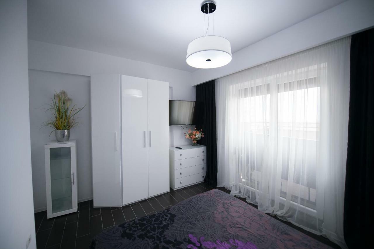 Apartel Black & White Năvodari Εξωτερικό φωτογραφία